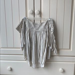 Billabong off the should top!